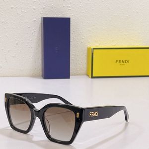 Fendi Sunglasses 469